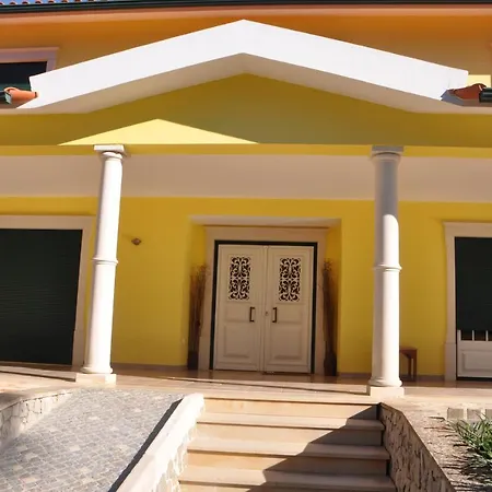 O Cantar Dos Passarinhos Homestay *